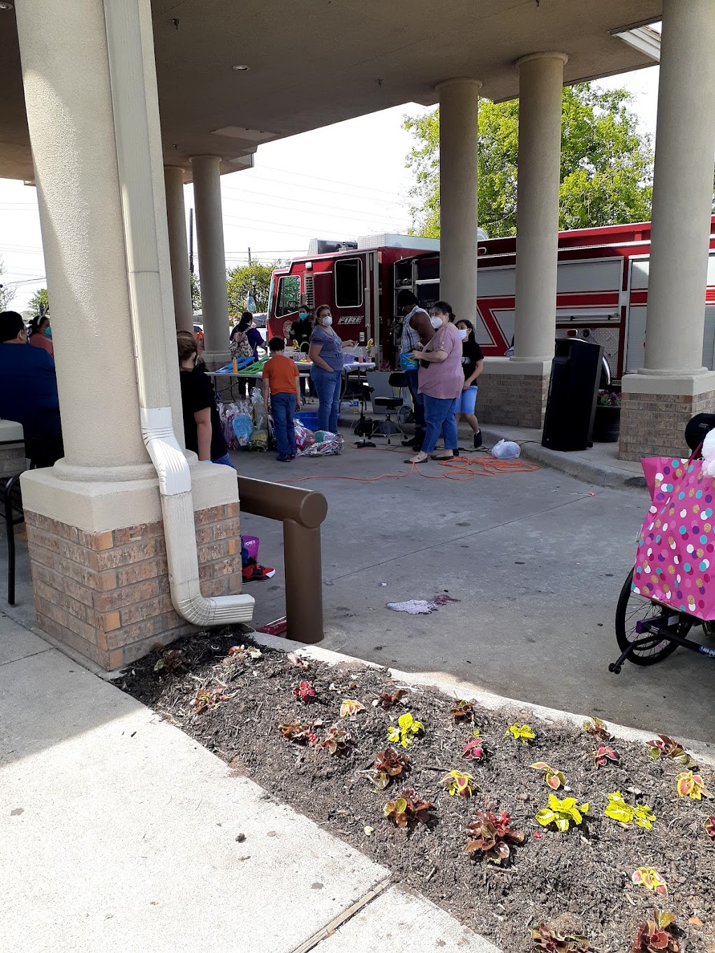 EastView HealthCare & Rehabilitation Center | 15880 Wallisville Rd, Houston, TX 77049, USA | Phone: (281) 457-6462