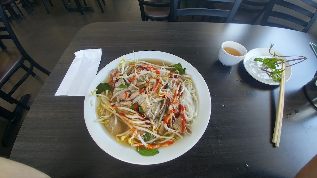 Pho Real - Vietnamese restaurant | 124 Hwy 20 E, Fonthill, ON L0S 1E3, Canada | Phone: (289) 897-8799