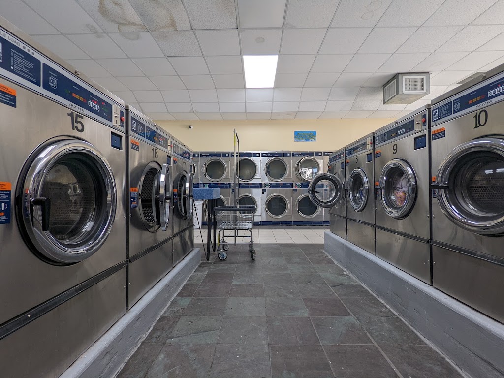 Happy Coin Laundromat | 7023 N Himes Ave, Tampa, FL 33614, USA | Phone: (813) 999-1332