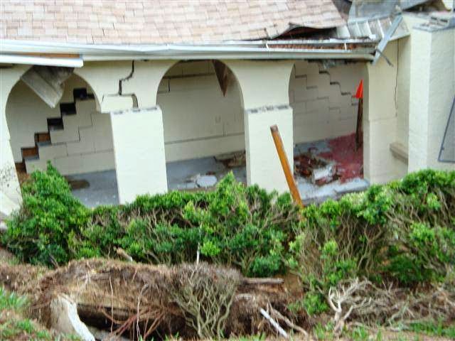 Sinkhole Home Buyers | 6909 N Rome Ave, Tampa, FL 33604 | Phone: (813) 966-6922