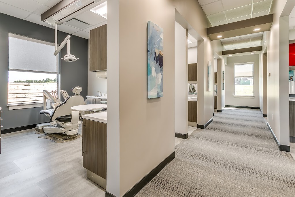 Crown Pointe Dentistry | 220 Shops Blvd, Willow Park, TX 76087, USA | Phone: (817) 441-7654