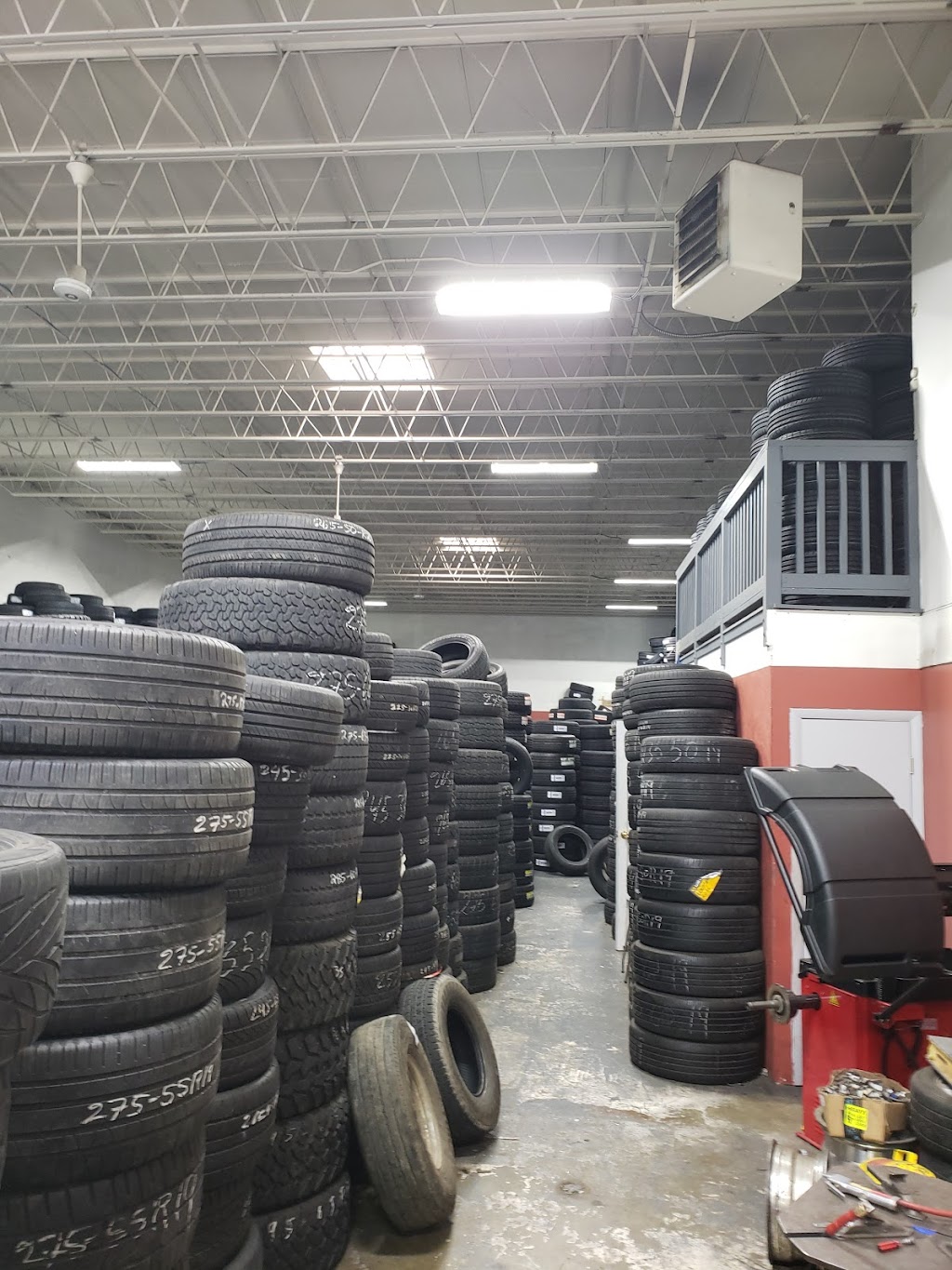 Economy tires wholesale open to the public | 8602 Old Ardmore Rd, Hyattsville, MD 20785, USA | Phone: (240) 260-8218