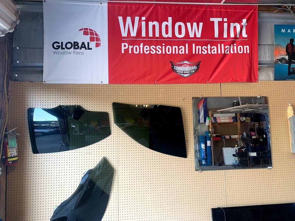 DJJD window tint | 2039 Airport Blvd, Austin, TX 78722, USA | Phone: (737) 802-0782