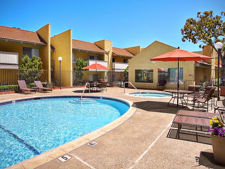 Siena Apartment Homes | 7375 Rollingdell Dr, Cupertino, CA 95014, USA | Phone: (408) 996-1006
