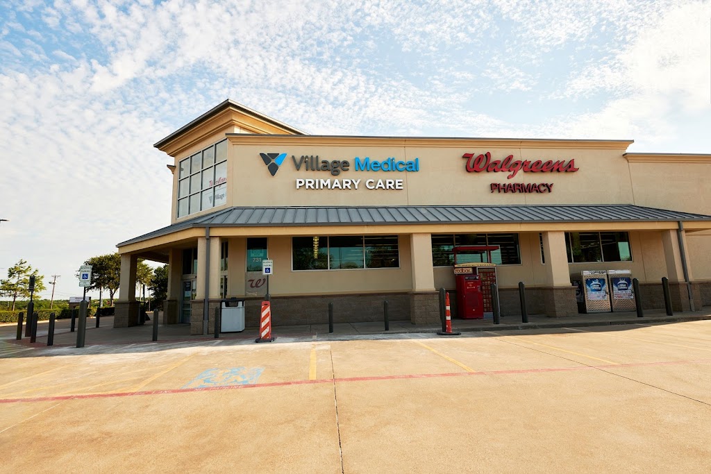 Village Medical at Walgreens | 731 W Belt Line Rd Ste 101, DeSoto, TX 75115, USA | Phone: (972) 525-9900