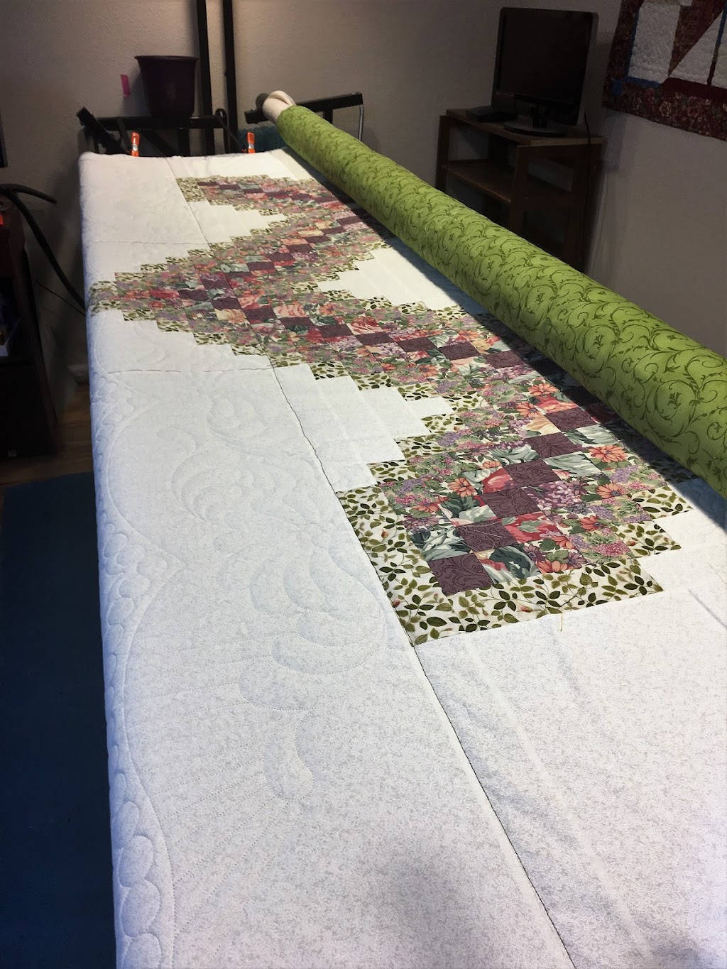 Alaska Quilt Works LLC Longarm Quilting Services | 2251 Belmont Dr, Anchorage, AK 99517, USA | Phone: (907) 230-1943