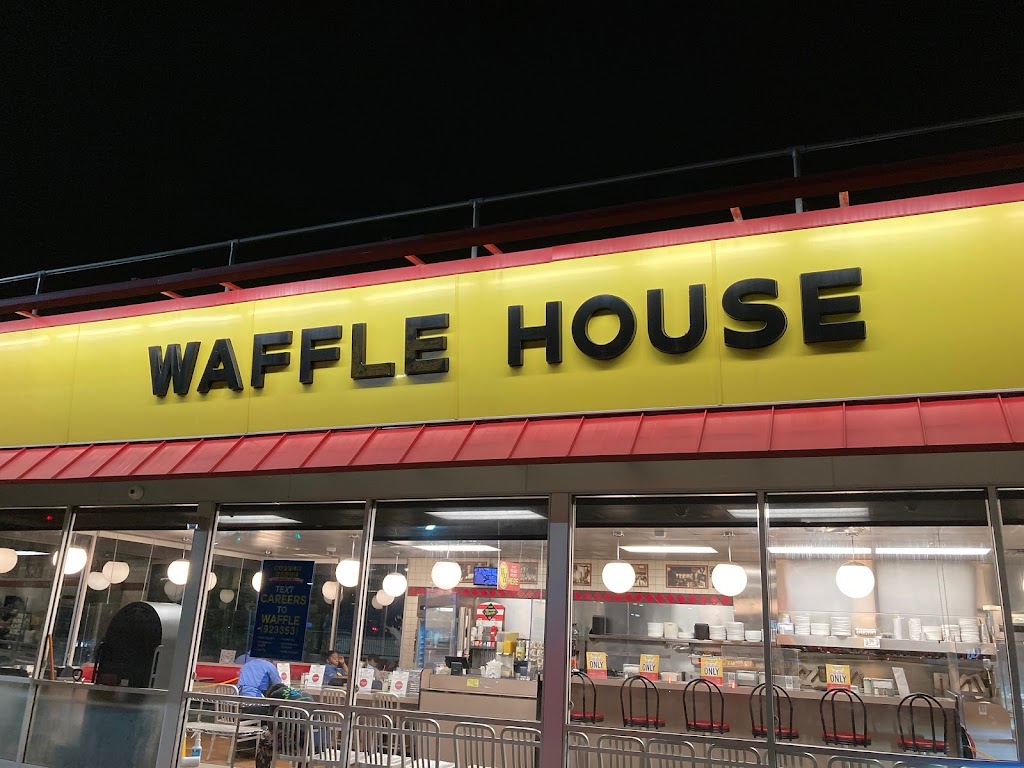 Waffle House | 2816 Chamblee Tucker Rd, Atlanta, GA 30341, USA | Phone: (770) 451-4183