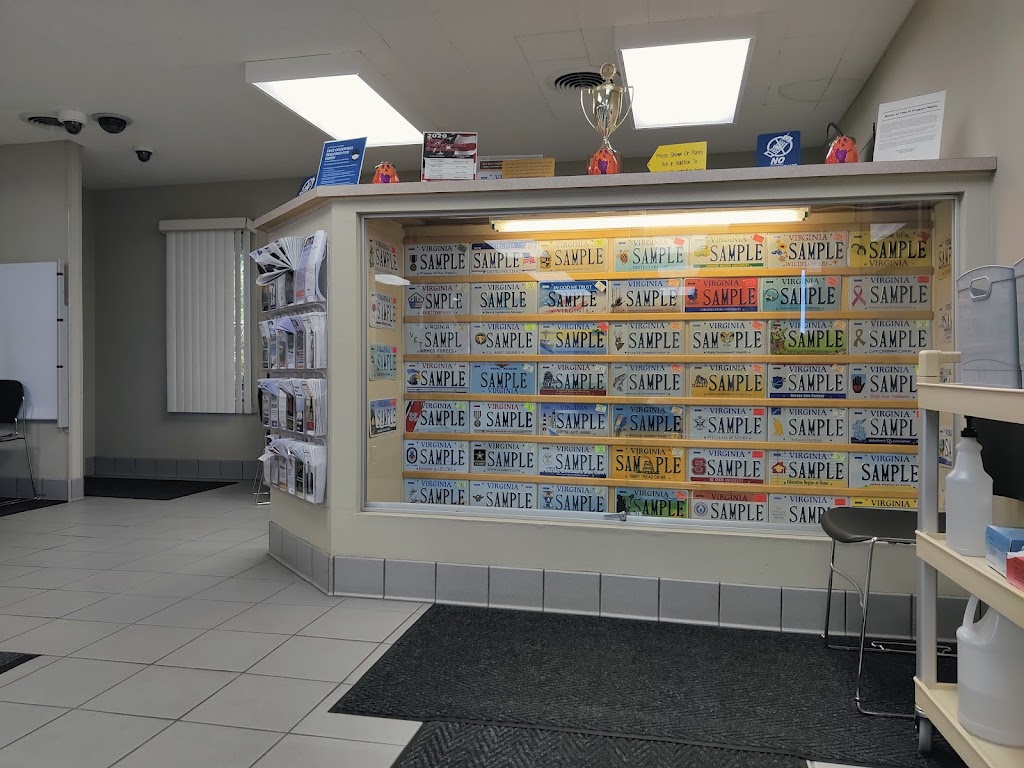 Virginia Department of Motor Vehicles | 27426 Southampton Pkwy, Courtland, VA 23837, USA | Phone: (804) 497-7100