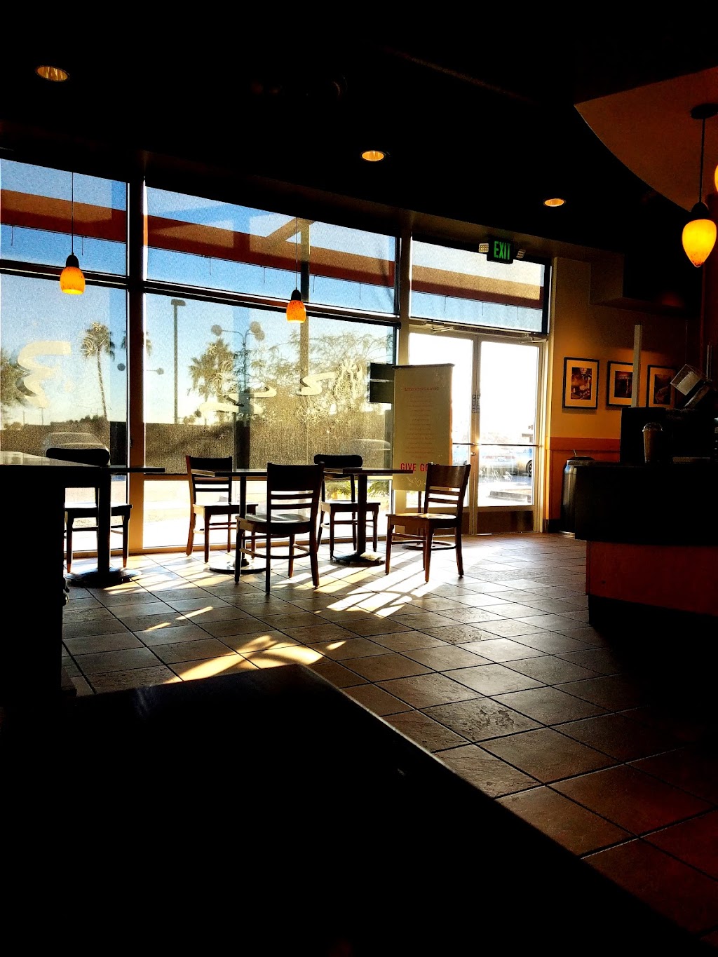 Starbucks | 1926 N Scottsdale Rd, Tempe, AZ 85281, USA | Phone: (480) 941-6046