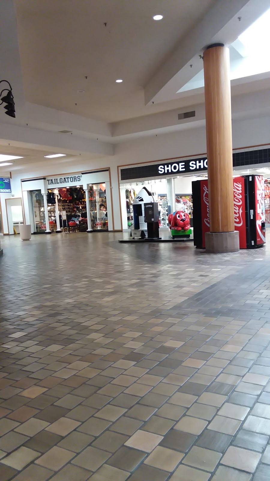 Asheboro Mall | 1437 E Dixie Dr, Asheboro, NC 27203, USA | Phone: (336) 626-2255