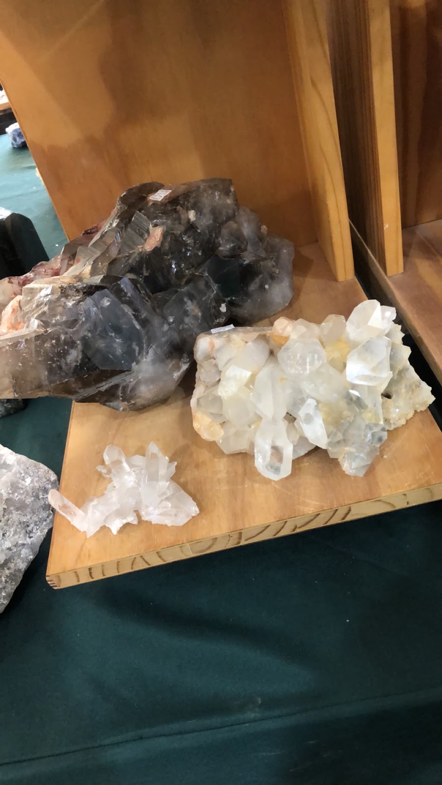 Mystic Moraine Minerals | 500 W Milwaukee St, Janesville, WI 53548, USA | Phone: (608) 563-0223