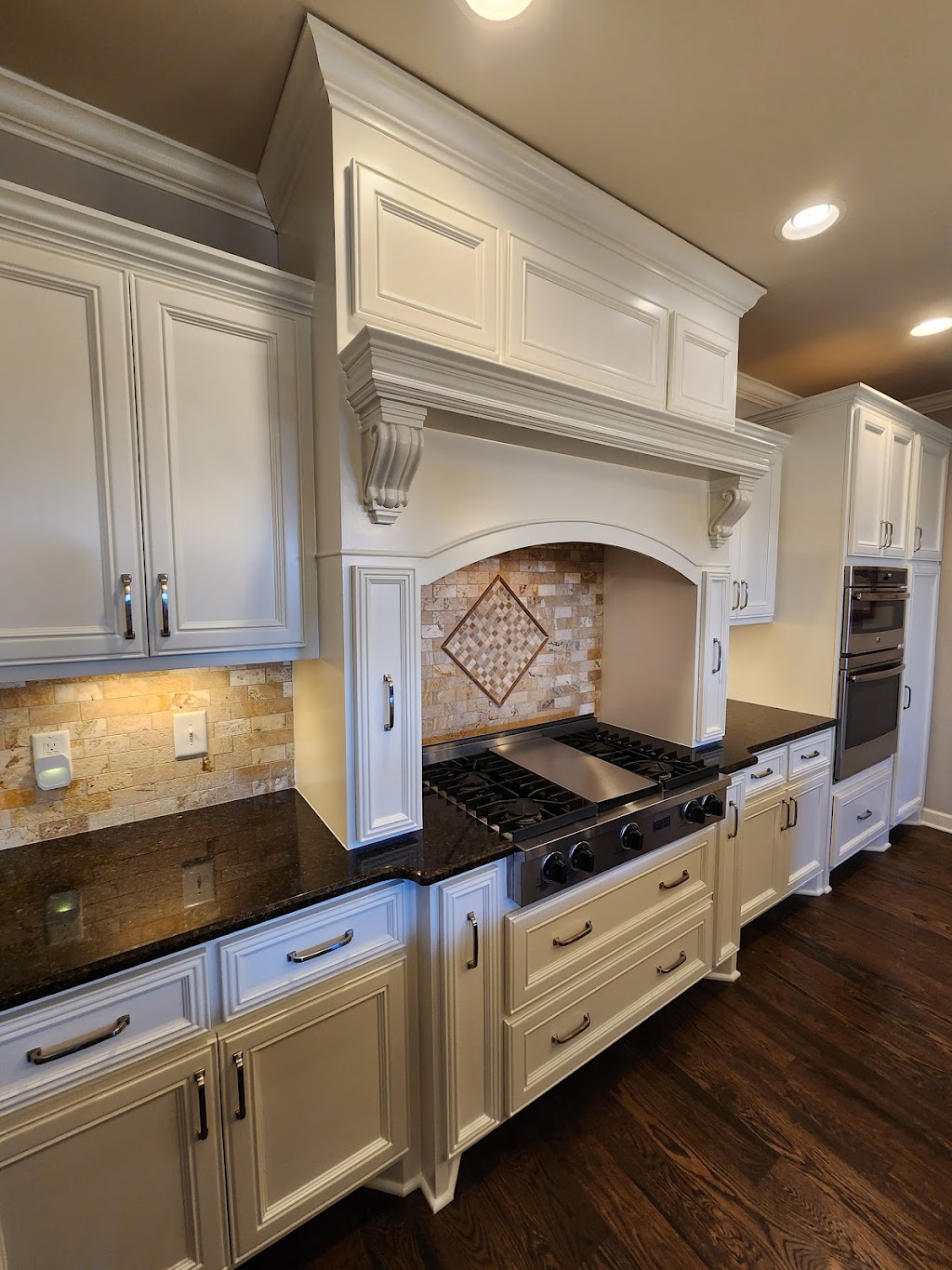 Chris Luckett Painting | 1784 W Northfield Blvd, Murfreesboro, TN 37129, USA | Phone: (615) 556-2388