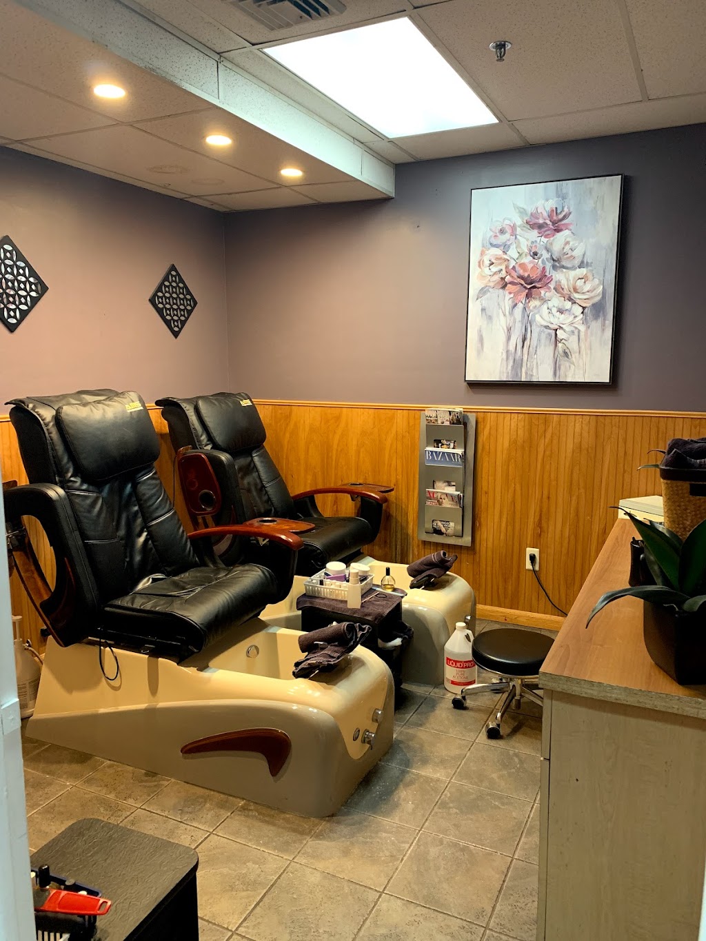 Illusions Salon & Spa | 3475 US-9 N, Freehold Township, NJ 07728, USA | Phone: (732) 462-2101