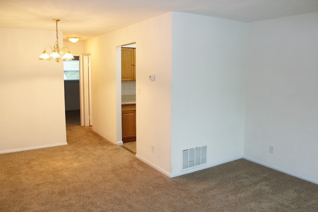 Spring Creek Apartments | 420 Fort Worth Ave, Norfolk, VA 23505, USA | Phone: (757) 374-2118