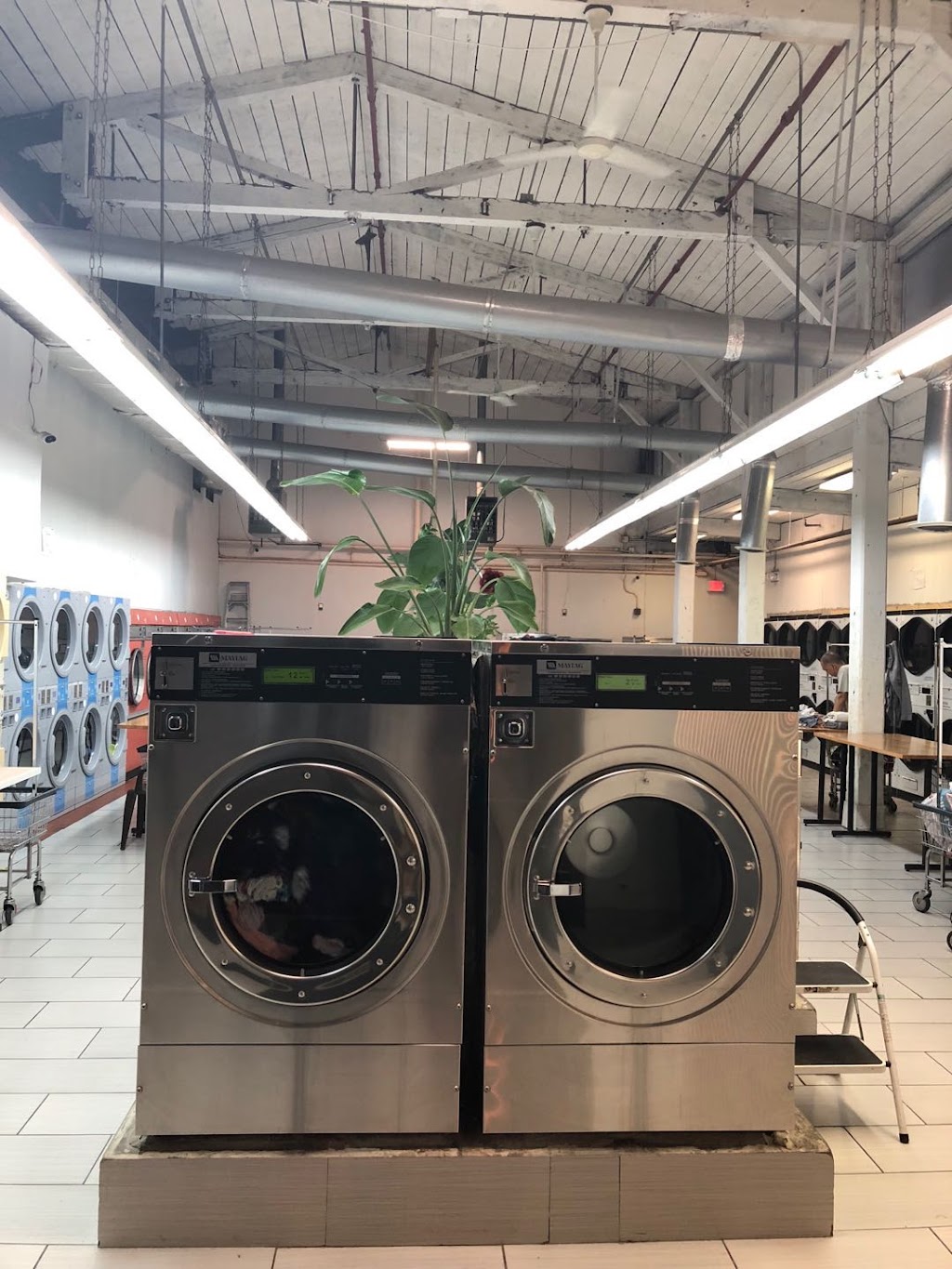 Lodi Super Laundromat | 2 Mercer St, Lodi, NJ 07644, USA | Phone: (973) 330-7919