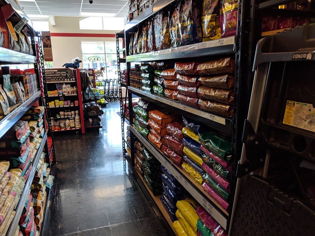 Chuck & Dons Pet Food & Supplies | 4255 Pheasant Ridge Dr NE Unit 304, Blaine, MN 55449, USA | Phone: (763) 253-4138