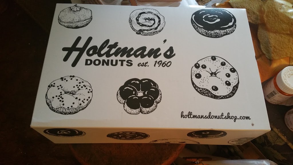 Holtmans Donut Shop | 214 W Main St, Williamsburg, OH 45176, USA | Phone: (513) 724-3865