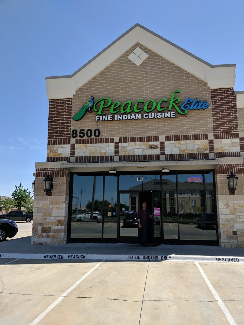 Peacock Elite | 8500 Ohio Dr, Plano, TX 75024, USA | Phone: (214) 308-9046