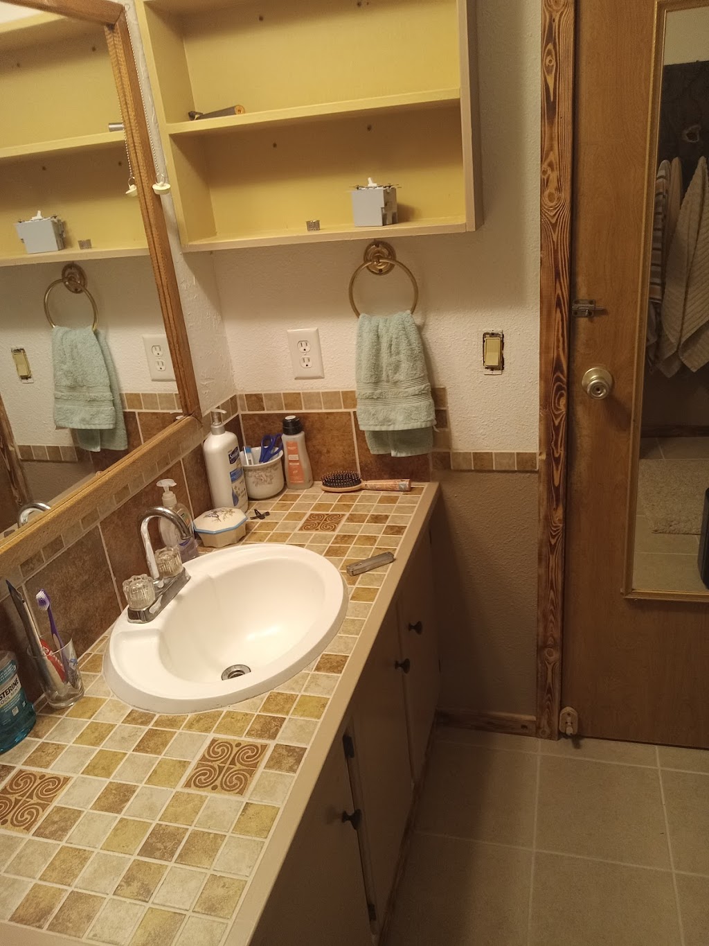 Oak Trail Baptist Church | 4501 Peppertree Rd, Granbury, TX 76048, USA | Phone: (940) 445-4239