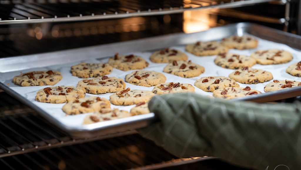 Glassy Brown Cookies | 224 High St, Burlington, NJ 08016 | Phone: (609) 614-2609