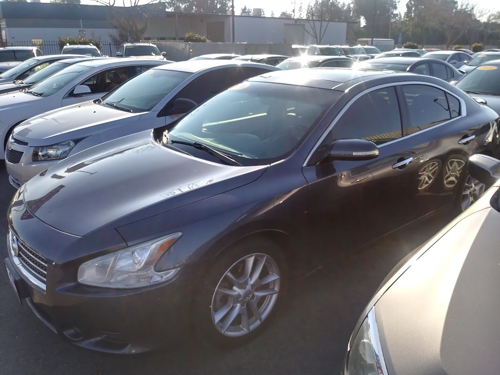 Shaws Auto Sales | 10692 CA-41, Madera, CA 93636, USA | Phone: (559) 435-2886