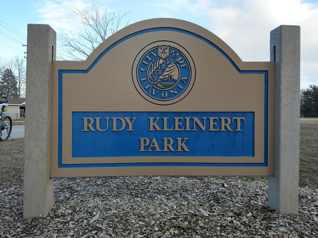 Rudy Kleinert Park | 32401 Orangelawn St, Livonia, MI 48150 | Phone: (734) 466-2410