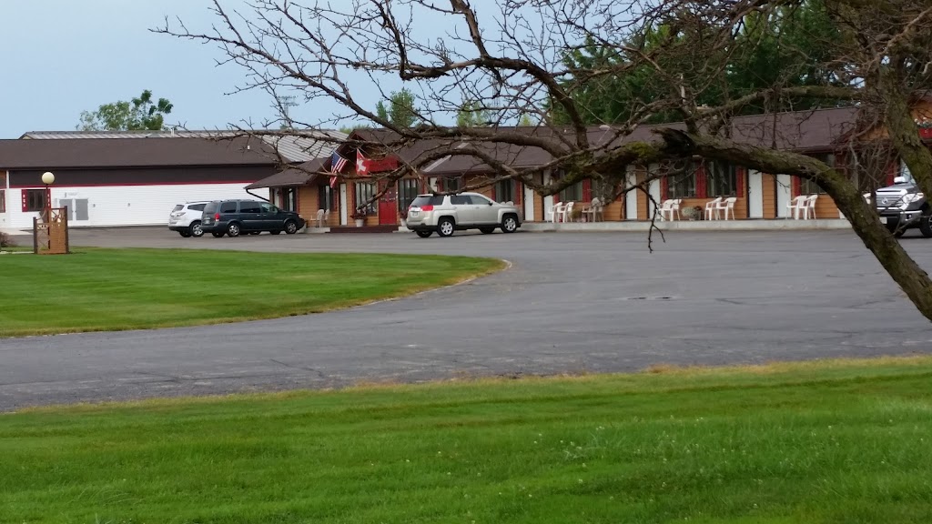 Swiss-Aire Motel | 1200 WI-69, New Glarus, WI 53574, USA | Phone: (608) 527-2138