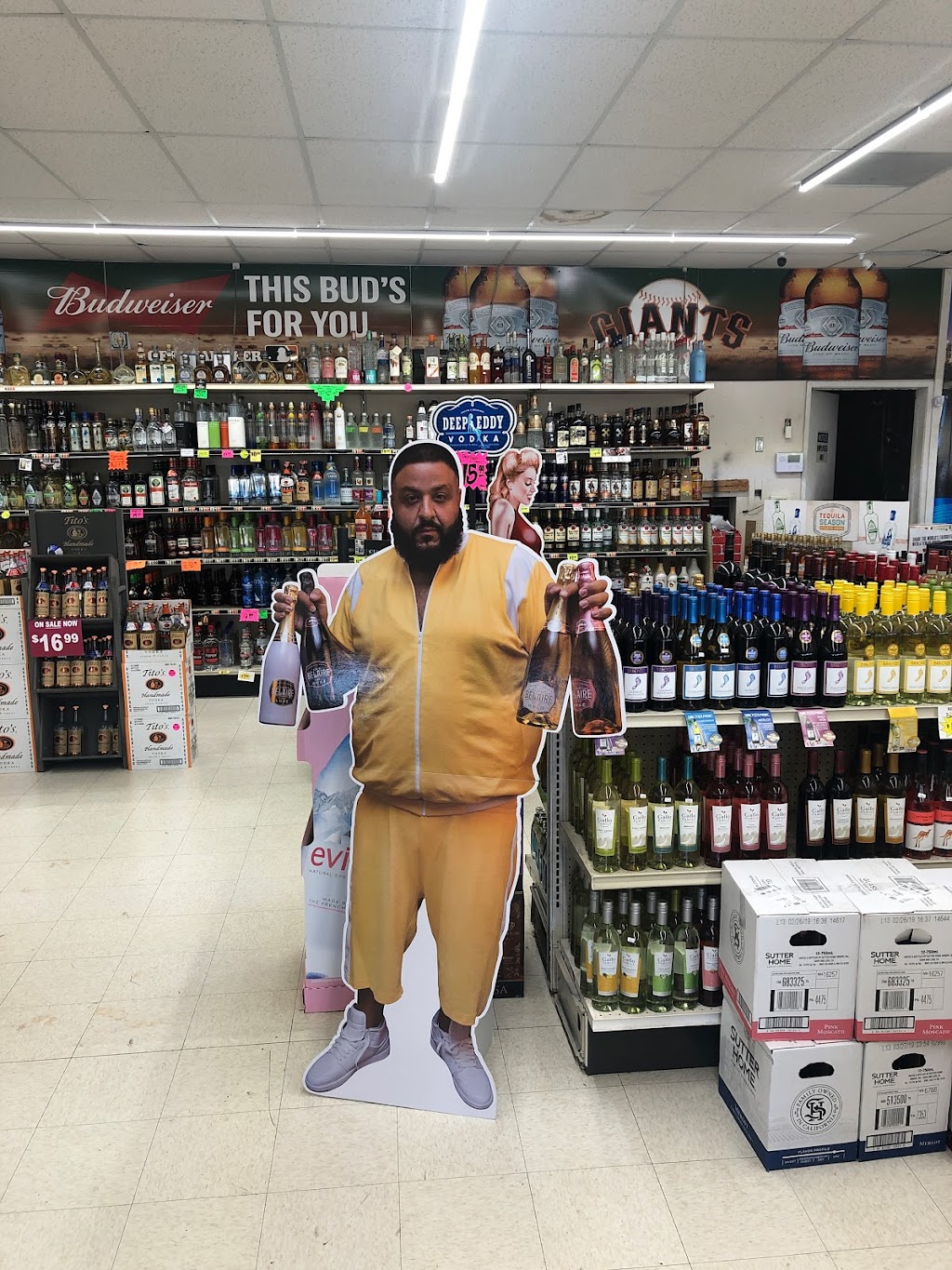 Rosemont Wine & Liquor | 9106 Kiefer Blvd, Sacramento, CA 95826, USA | Phone: (916) 366-6068