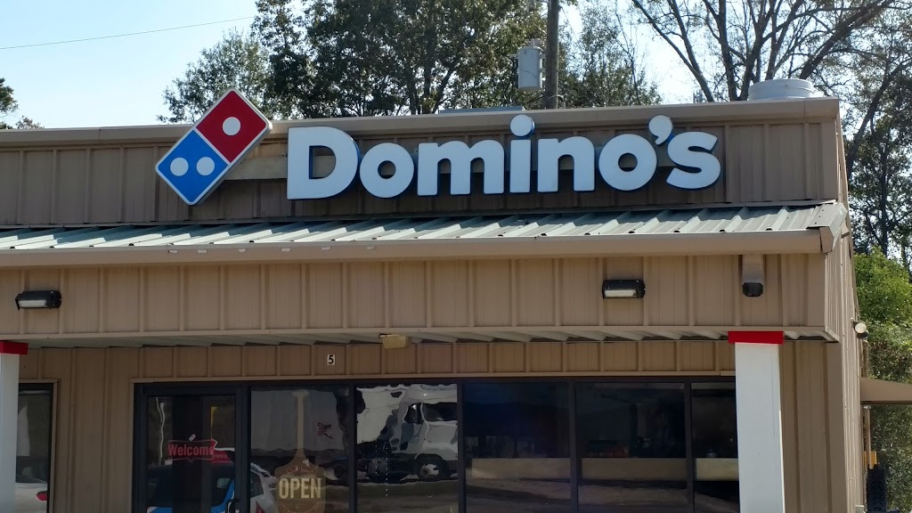 Dominos Pizza | 18590 LA-16 Ste 5, Denham Springs, LA 70726, USA | Phone: (225) 698-3040