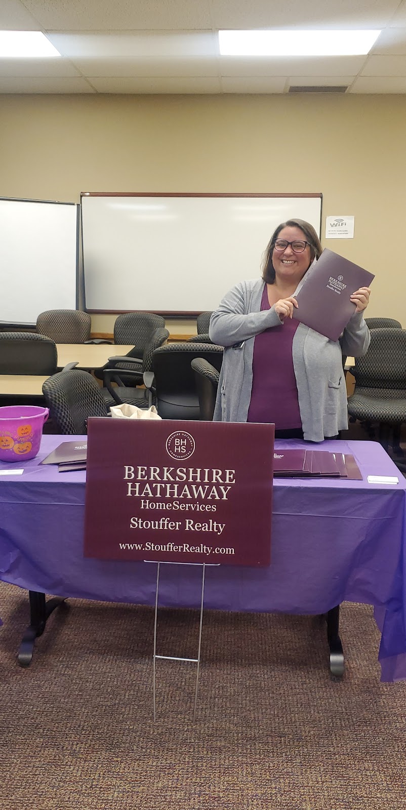 Berkshire Hathaway HomeServices Stouffer Realty - Green | 1531 Boettler Rd A, Uniontown, OH 44685, USA | Phone: (330) 896-1606