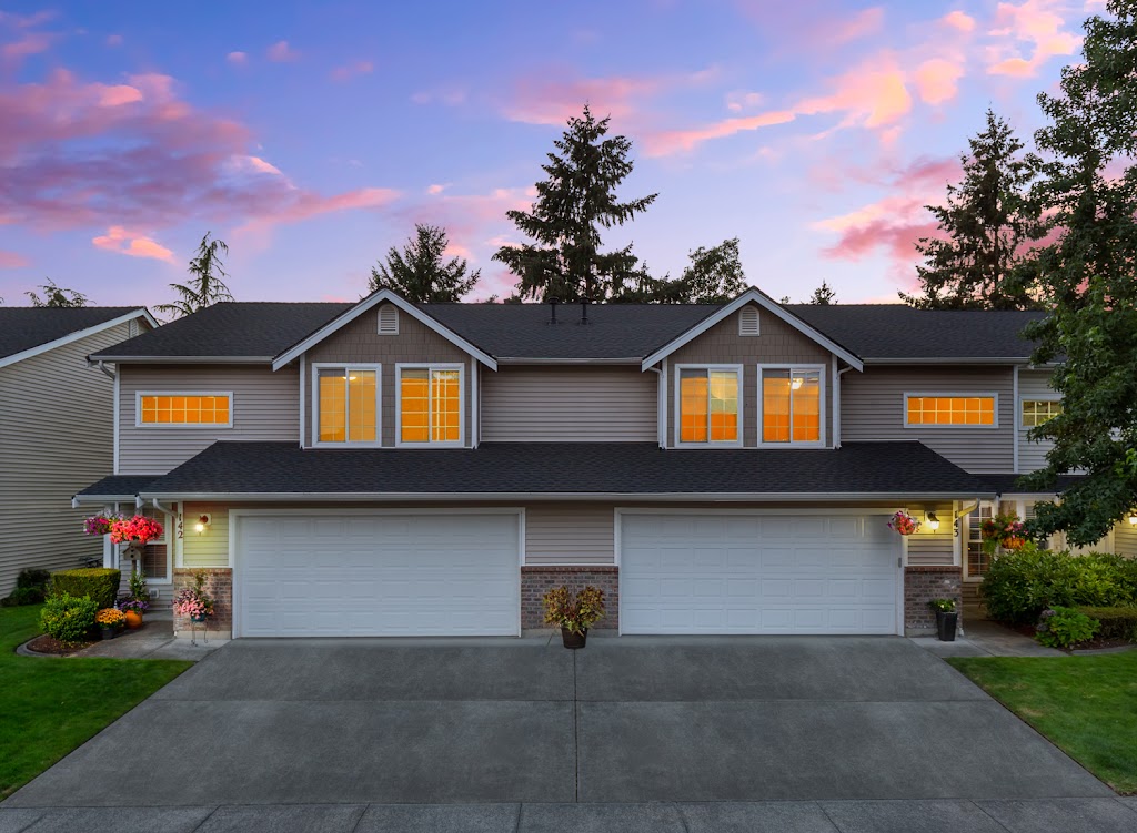 Townhomes at Mountain View Main | 2309 E Main Ave, Puyallup, WA 98372, USA | Phone: (253) 845-2721