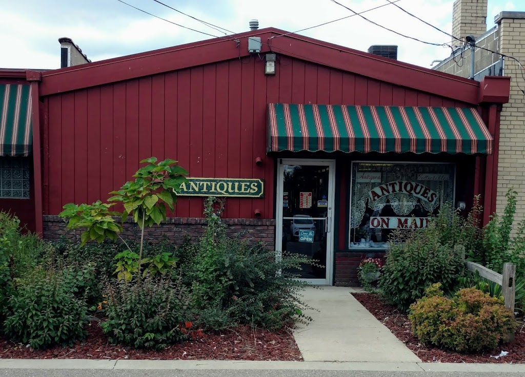 Antiques On Main | 430 Main St, Belleville, MI 48111 | Phone: (734) 699-8285