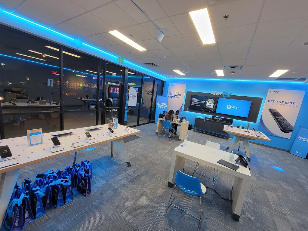 AT&T Store | 16995 W Greenway Rd Suite 112, Surprise, AZ 85388 | Phone: (623) 267-9333