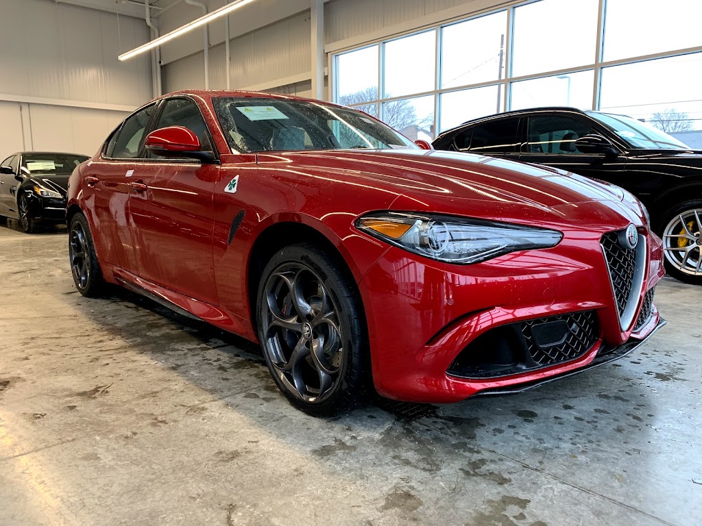 Alfa Romeo of Akron | 1485 E Market St, Akron, OH 44305, USA | Phone: (330) 733-7511