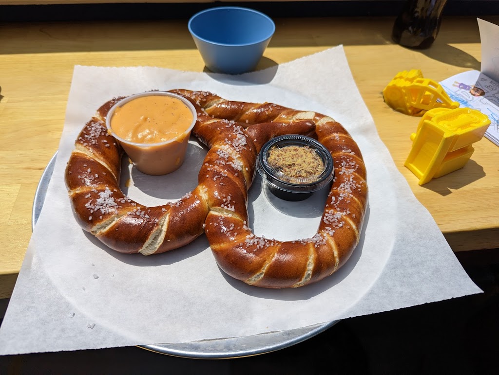 Green Cheek Beer Company | 16685 Pacific Coast Hwy, Sunset Beach, CA 90742, USA | Phone: (562) 296-5435