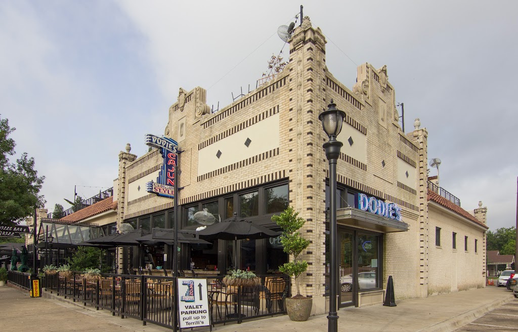 Dodies | 2821 Greenville Ave, Dallas, TX 75206, USA | Phone: (214) 823-7333