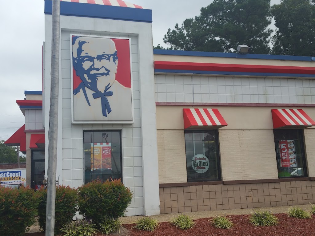 KFC | 116 N Hughes Blvd, Elizabeth City, NC 27909, USA | Phone: (252) 335-5050