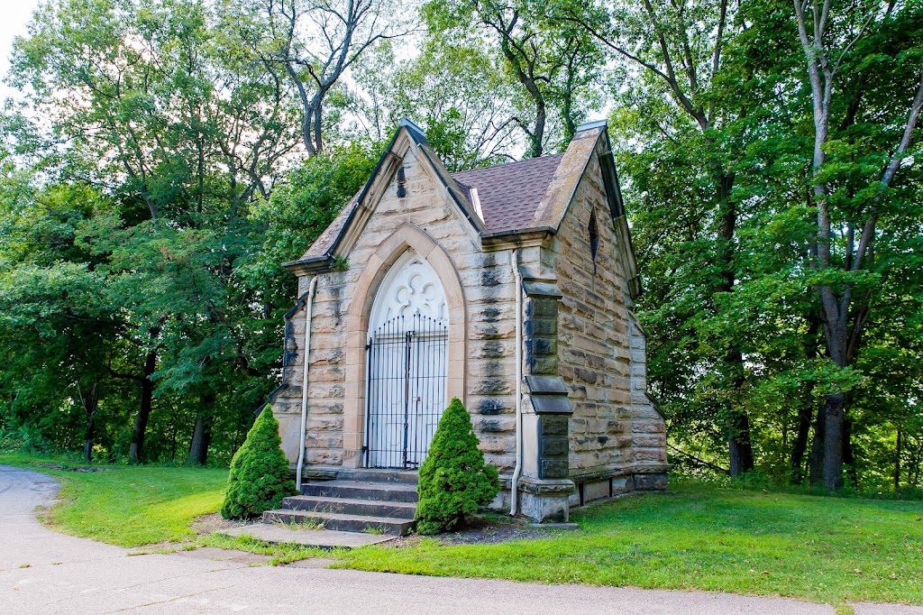 Painesville Evergreen Cemetery | 501 Main St, Painesville, OH 44077 | Phone: (440) 392-3727