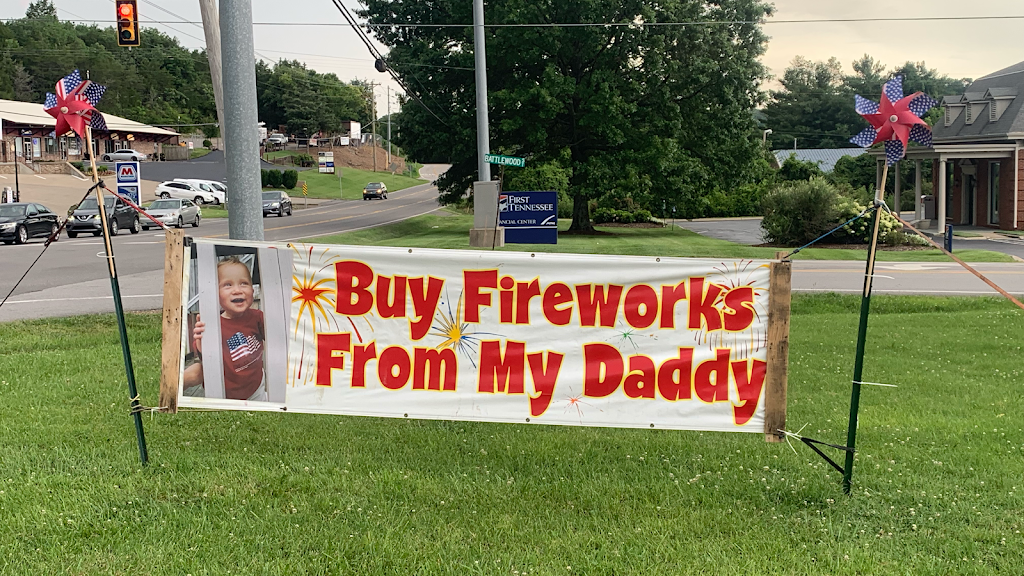 Grassland Fireworks (June 20-July 5) | 1100 Battlewood St, Franklin, TN 37069, USA | Phone: (615) 542-7007