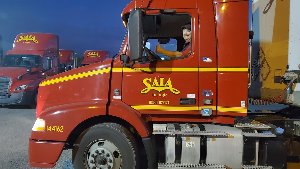 Saia LTL Freight | 3600 Bells Ln, Louisville, KY 40211, USA | Phone: (502) 776-4513