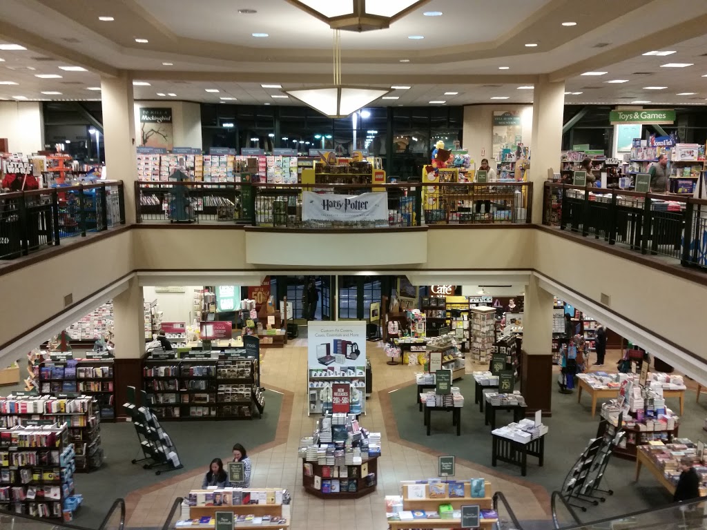 Barnes & Noble | Hillsdale Shopping Center, 11 W Hillsdale Blvd, San Mateo, CA 94403 | Phone: (650) 341-5560