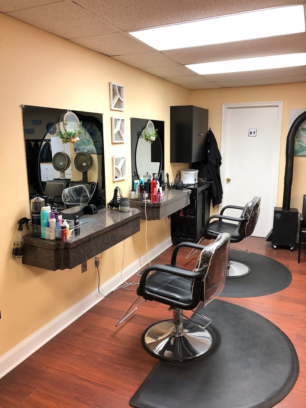 Life Central Hair Studio | 728 Estates Blvd, Hamilton Township, NJ 08619, USA | Phone: (609) 586-8886