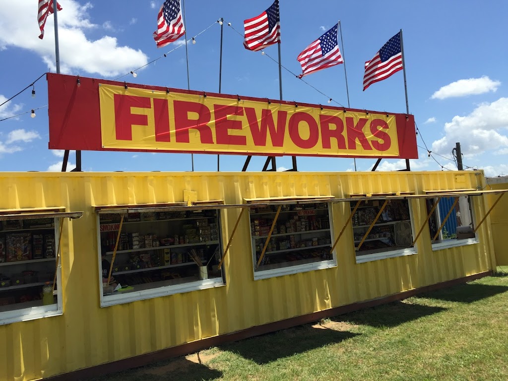 Wow Factor Fireworks | 2801 Cowling Rd, Sanger, TX 76266, USA | Phone: (323) 228-2626