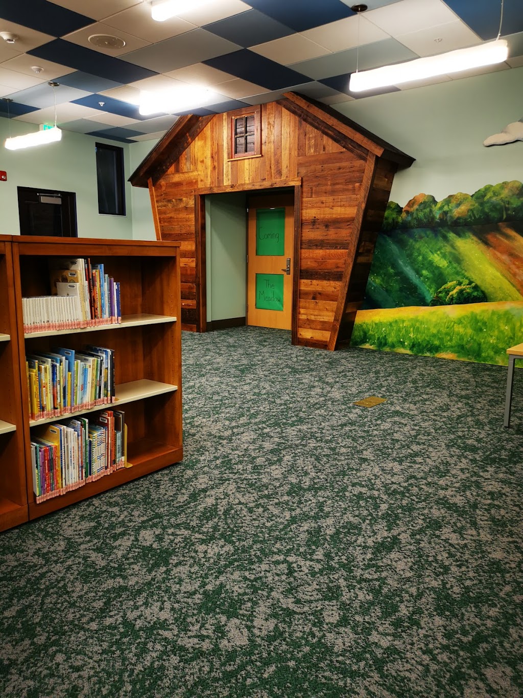 Guilderland Public Library | 2228 Western Ave, Guilderland, NY 12084, USA | Phone: (518) 456-2400