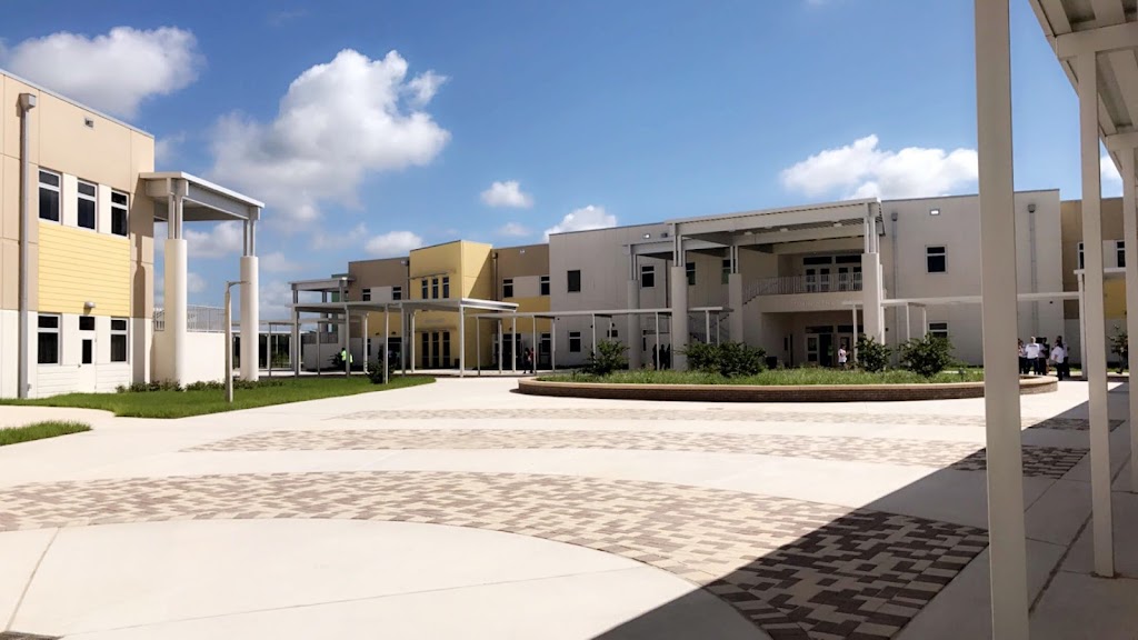 Cypress Creek High School | 8701 Old Pasco Rd, Wesley Chapel, FL 33544, USA | Phone: (813) 346-4400