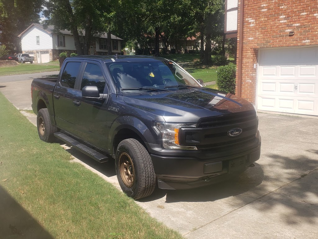 GooGoo Car Wash, 1234 N Glenwood Ave, Dalton, GA 30721, USA