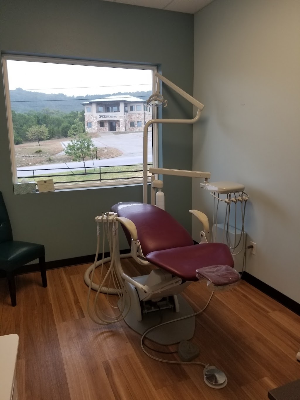 Lago Vista Family Dentistry | 8008 Bronco Ln B, Lago Vista, TX 78645, USA | Phone: (512) 277-3311