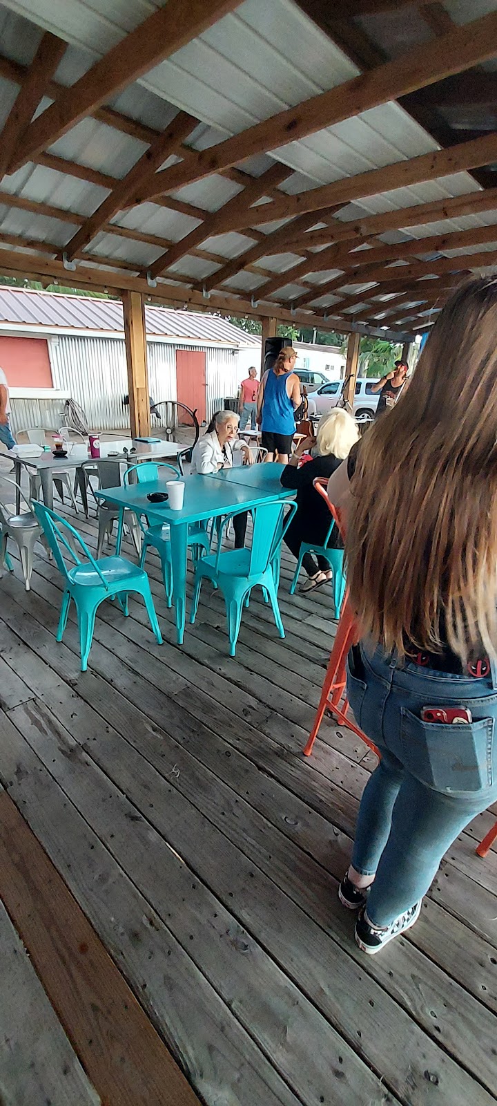 Ducky’s Dockside Bar & Grill | 1090 Shady Cove Rd E, Haines City, FL 33844, USA | Phone: (863) 353-5295
