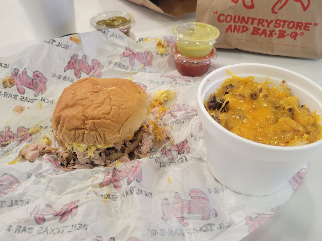 Rudys "Country Store" and Bar-B-Q | 12369 South Fwy, Burleson, TX 76028, USA | Phone: (817) 502-6435