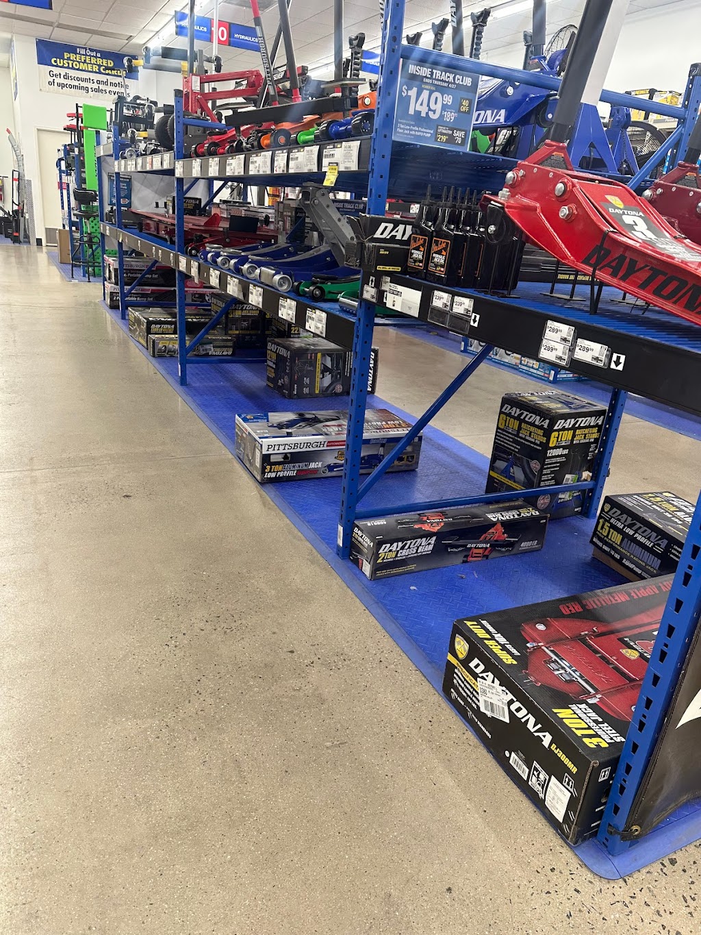 Harbor Freight Tools | 23689 Sunnymead Boulevard, Moreno Valley, CA 92553, USA | Phone: (951) 488-1628